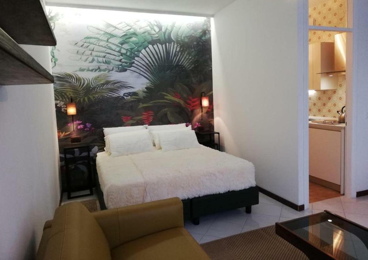 Le Barche Apartment เมสเตร ภายนอก รูปภาพ